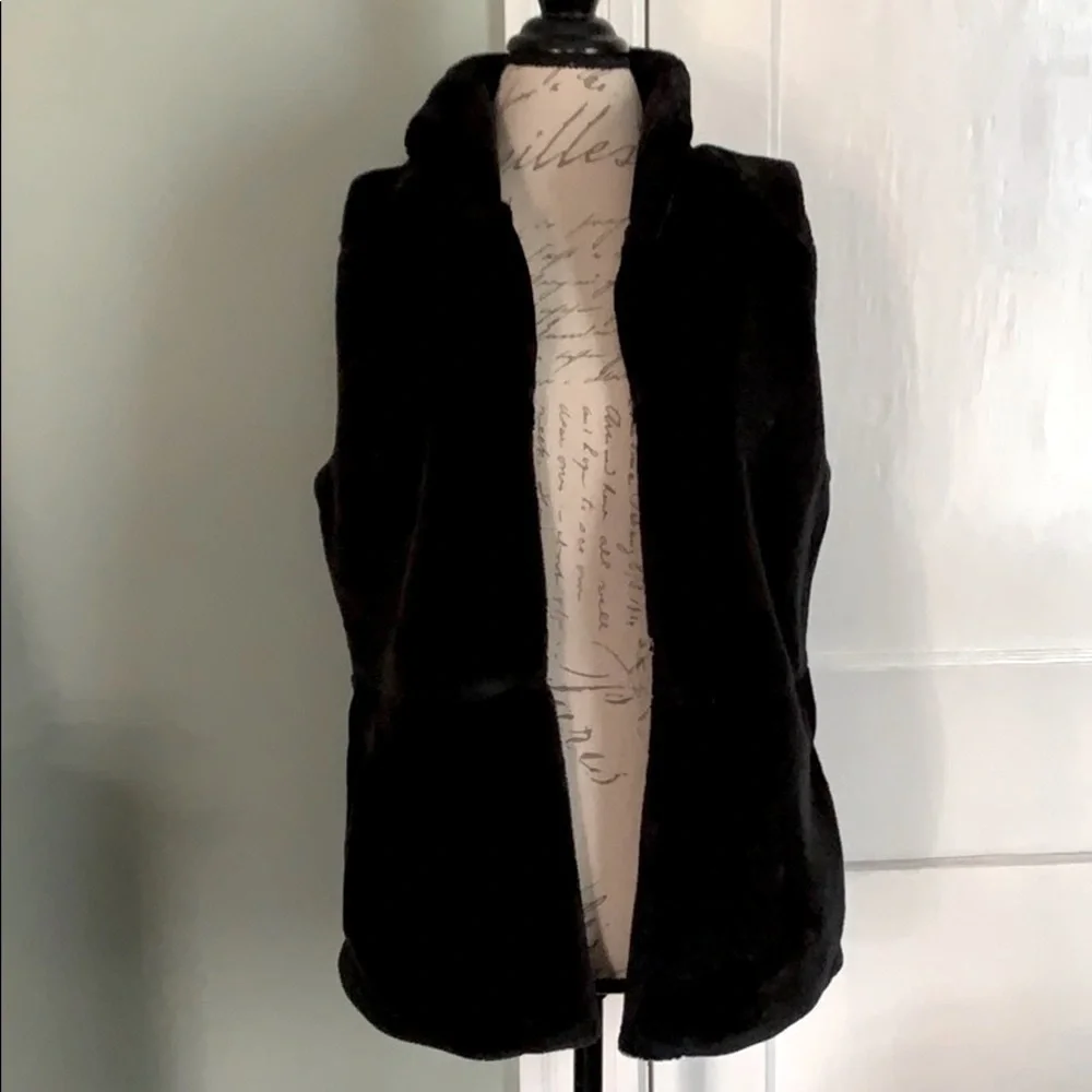 Talbots Plush Faux Fur Black Vest